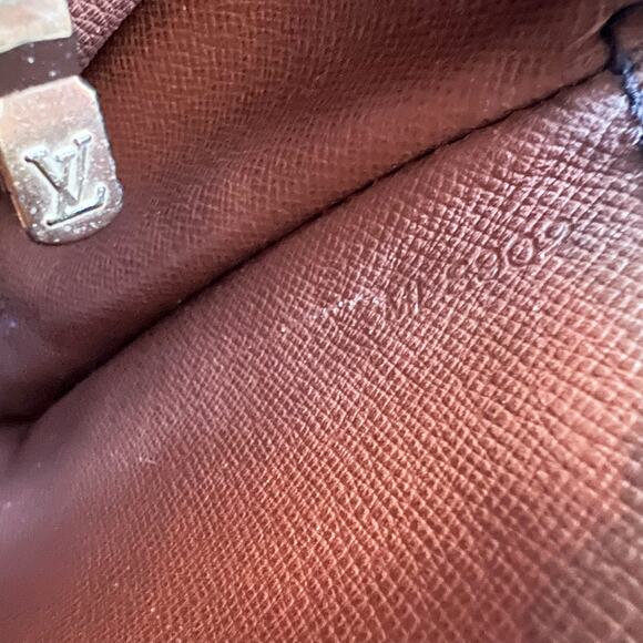 Louis Vuitton Saint Cloud PM Monogram Crossbody Bag MI8909 - Picture 11 of 12